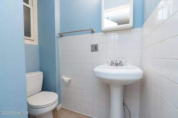 352 State Street #APT 3E, Albany, NY 12210