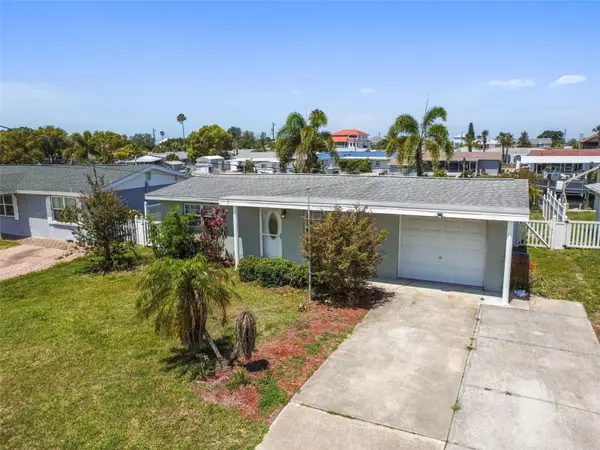 13415 NEPTUNE DR, Hudson, FL 34667