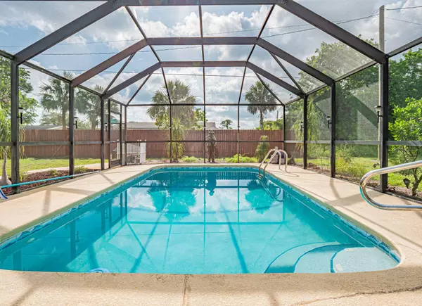 145 S Wimbrow DR, Sebastian, FL 32958