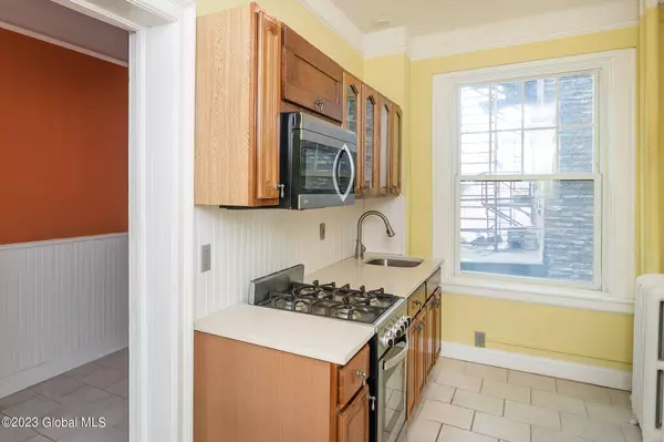 352 State Street #APT 3E, Albany, NY 12210