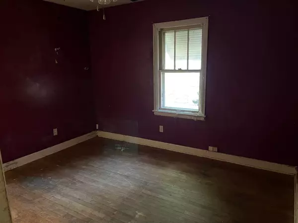 477 N River Street, Montgomery, IL 60538