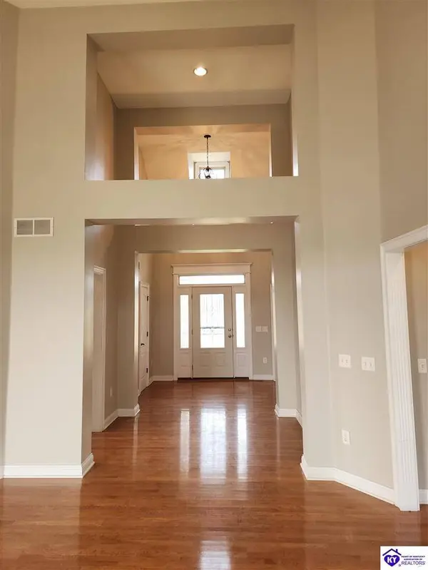 133 Levee Lane, Hodgenville, KY 42748