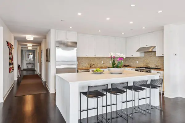 222 2nd ST SE #1501, Minneapolis, MN 55414