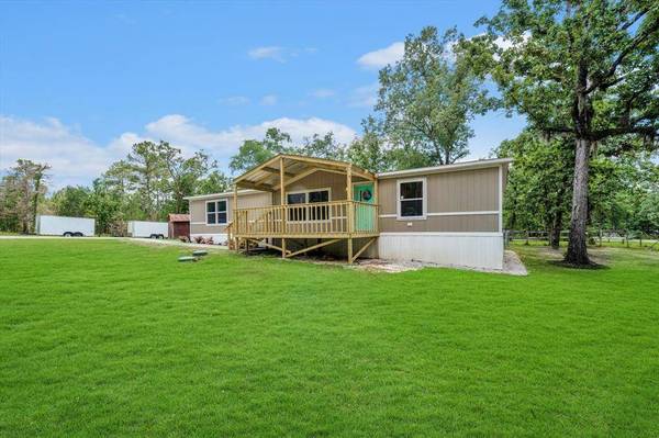 211 Michaels LN, Huntsville, TX 77320