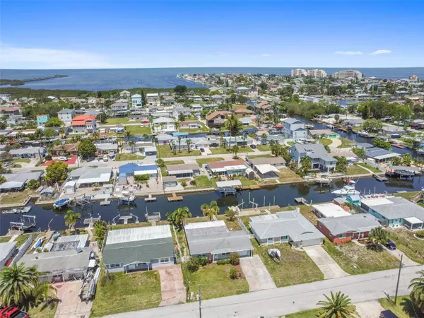 13415 NEPTUNE DR, Hudson, FL 34667