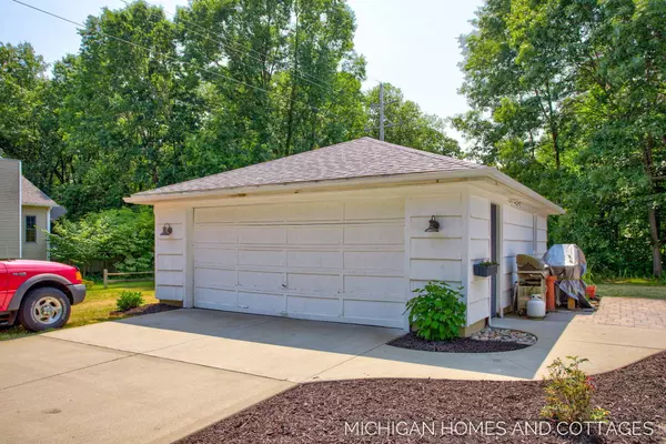 3268 Lorrimar Lane, Saugatuck, MI 49453