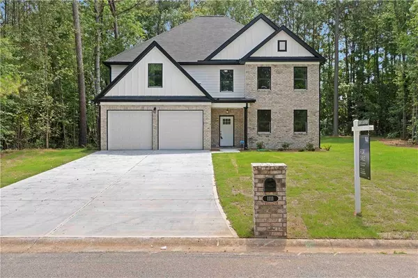 1111 E Shoreview RD, Mcdonough, GA 30253