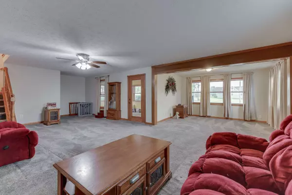 6258 State Road 144, Greenwood, IN 46143