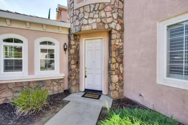 8105 Bauser AVE, Roseville, CA 95747