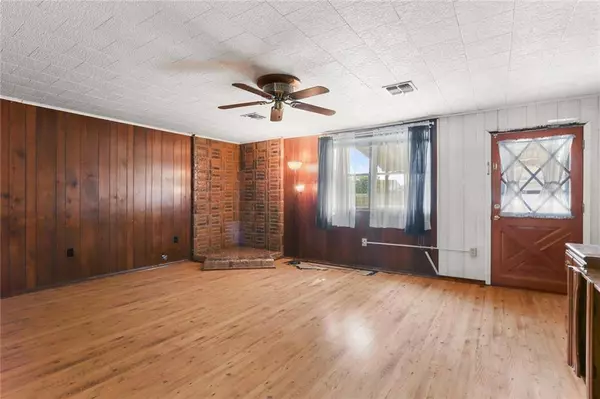 313 BARTON AVE, Luling, LA 70070