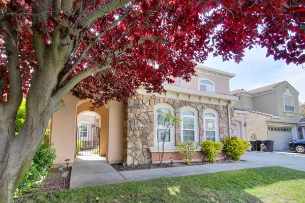 8105 Bauser AVE, Roseville, CA 95747