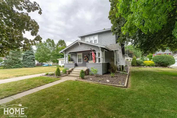 1226 N Water, Owosso, MI 48867