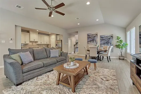 105 Pilazzo ST, Montgomery, TX 77316