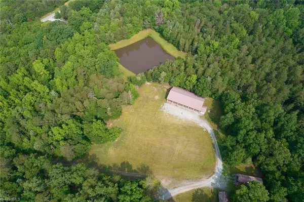 1200-A Clodfelter RD, Winston Salem, NC 272107