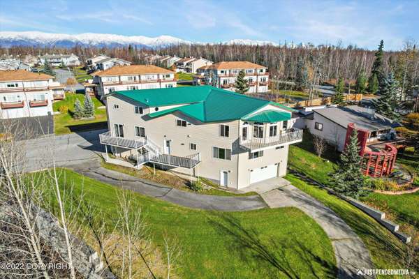 1090 E Lake Shore AVE, Wasilla, AK 99654