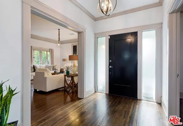 232 S Westmoreland Ave, Los Angeles, CA 90004