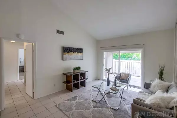12330 Sophia Dr, Poway, CA 92064