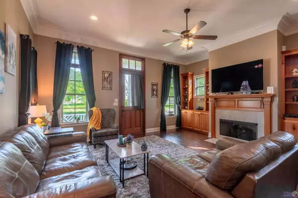 322 S LABAUVE RD, Brusly, LA 70719