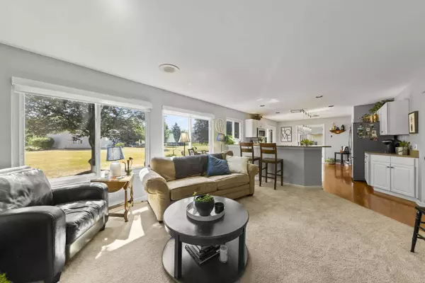 3114 Whitney RD, Aurora, IL 60502