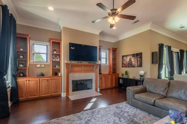 322 S LABAUVE RD, Brusly, LA 70719