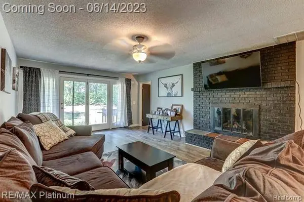 830 MAURY Place, Howell, MI 48843