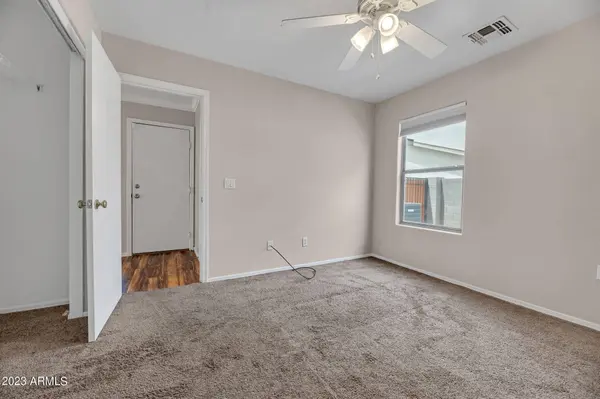 2380 E MEADOW LARK Way, San Tan Valley, AZ 85140