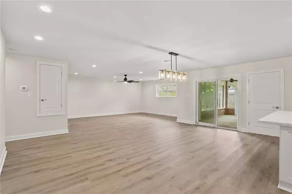 227 ST. NICHOLAS ST, Luling, LA 70070