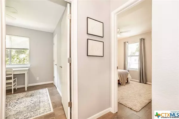 1602 Barcus DR, Georgetown, TX 78626