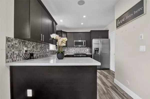 5056 SW 137th Ter, Miramar, FL 33027