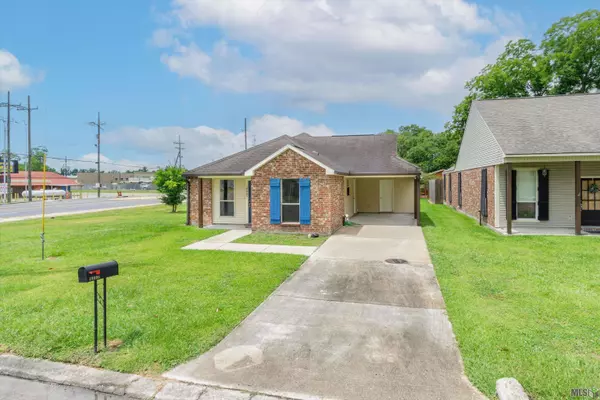 18005 WOODHAVEN DR, Prairieville, LA 70769