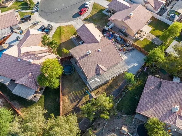 603 Lilac Ln, Imperial, CA 92251