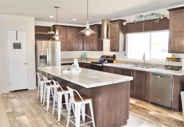 858 S JONES RD, Monroe, UT 84754