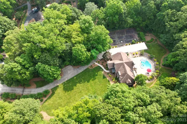 3039 Chelwood DR, Concord, NC 28027