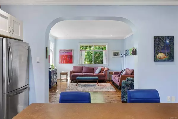 748 3rd St, Courtenay, BC V9N 1G1