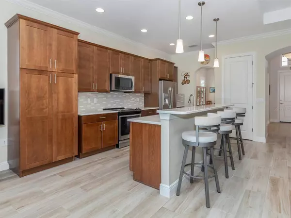 10410 MEDJOOL DR, Venice, FL 34293