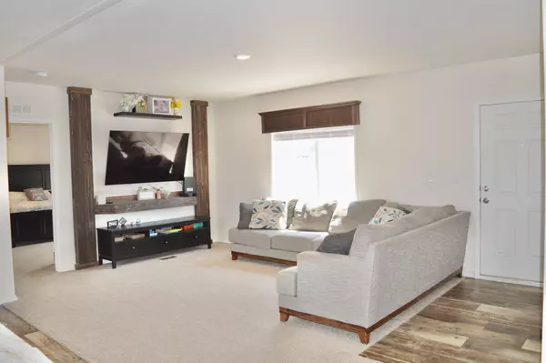 858 S JONES RD, Monroe, UT 84754