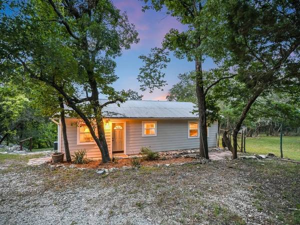 1800 Little Ranches RD, Wimberley, TX 78676