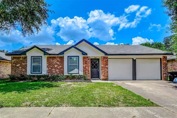 7415 Dew Mist LN, Houston, TX 77095