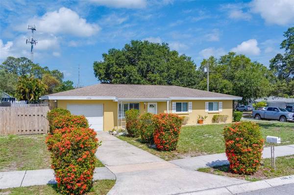 1736 S JEFFERSON AVE, Largo, FL 33770