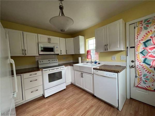 711 Walnut ST, Martins Ferry, OH 43935