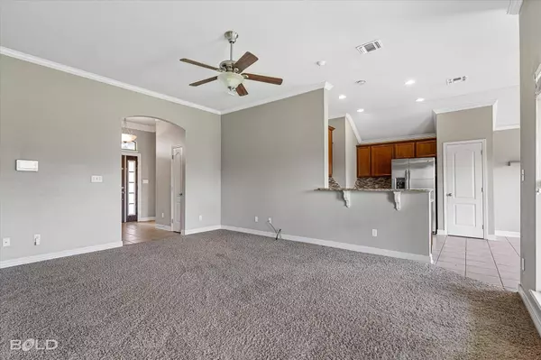 3935 White Lake Drive, Bossier City, LA 71111