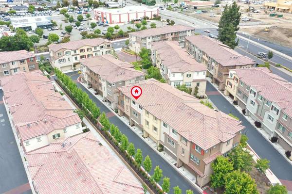 107 Cypress Loop, Hayward, CA 94544