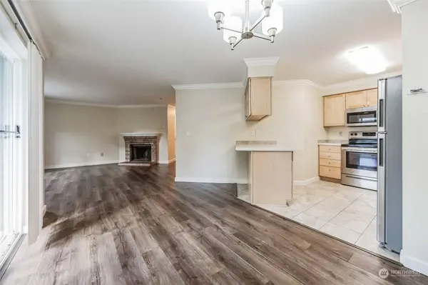 23410 18th AVE S #C102, Des Moines, WA 98198