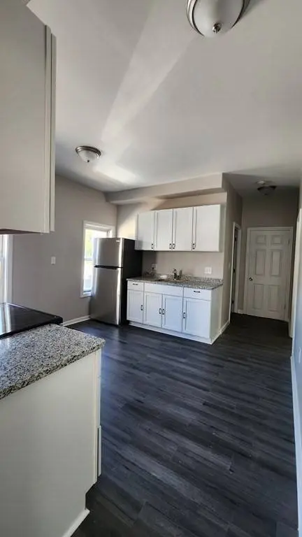 164 Warren St, Lowell, MA 01852