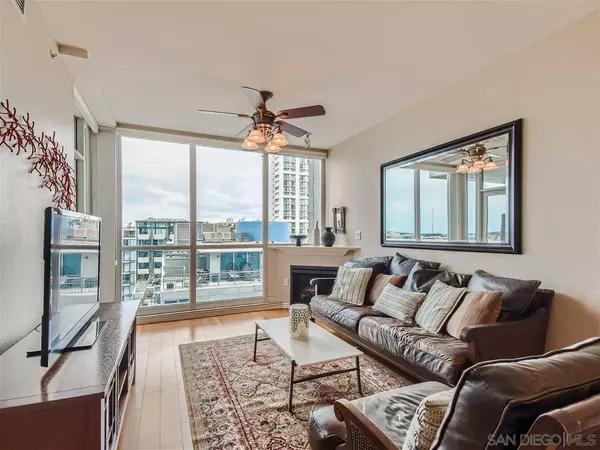 300 W Beech St #907, San Diego, CA 92101