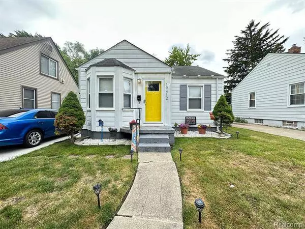 19412 WASHTENAW Street, Harper Woods, MI 48225