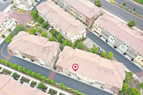 107 Cypress Loop, Hayward, CA 94544