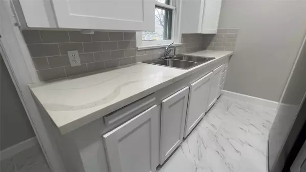 1204 W 22nd ST #A, Austin, TX 78705