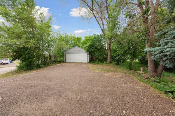 1359 Arlington AVE E, Saint Paul, MN 55106