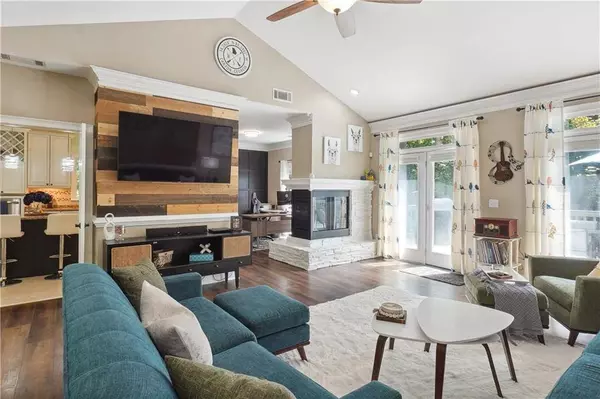 225 Eagles Nest DR, Canton, GA 30115